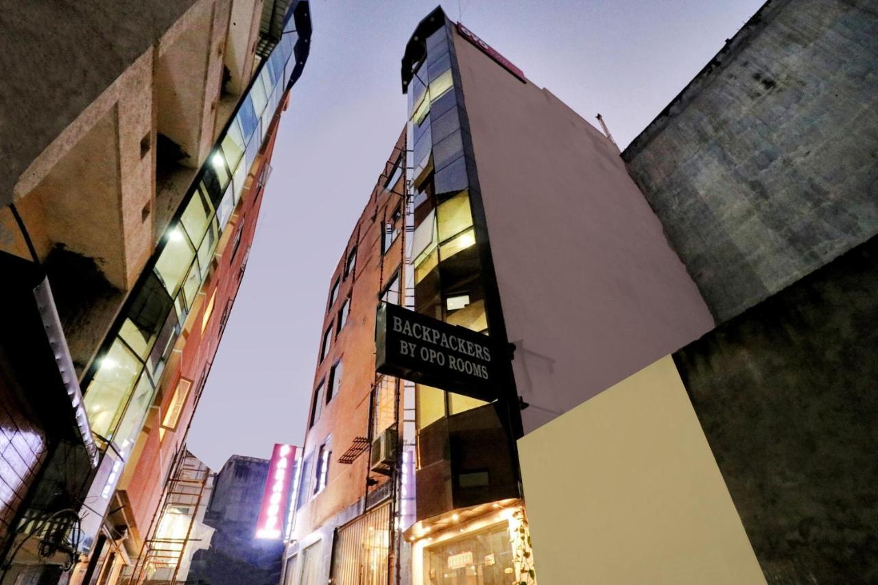 Oyo 23368 Boutique Hotel Paragon Нью-Дели Экстерьер фото